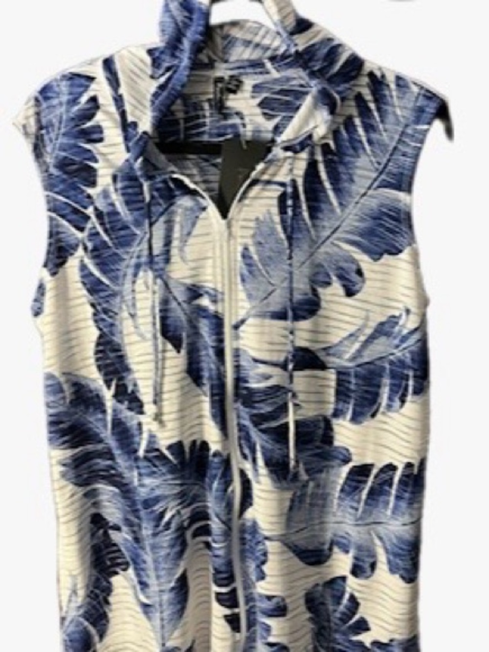 Beach Cover Up, Zip-Up with Hoodie with Blue Leaf Print, NWT Large